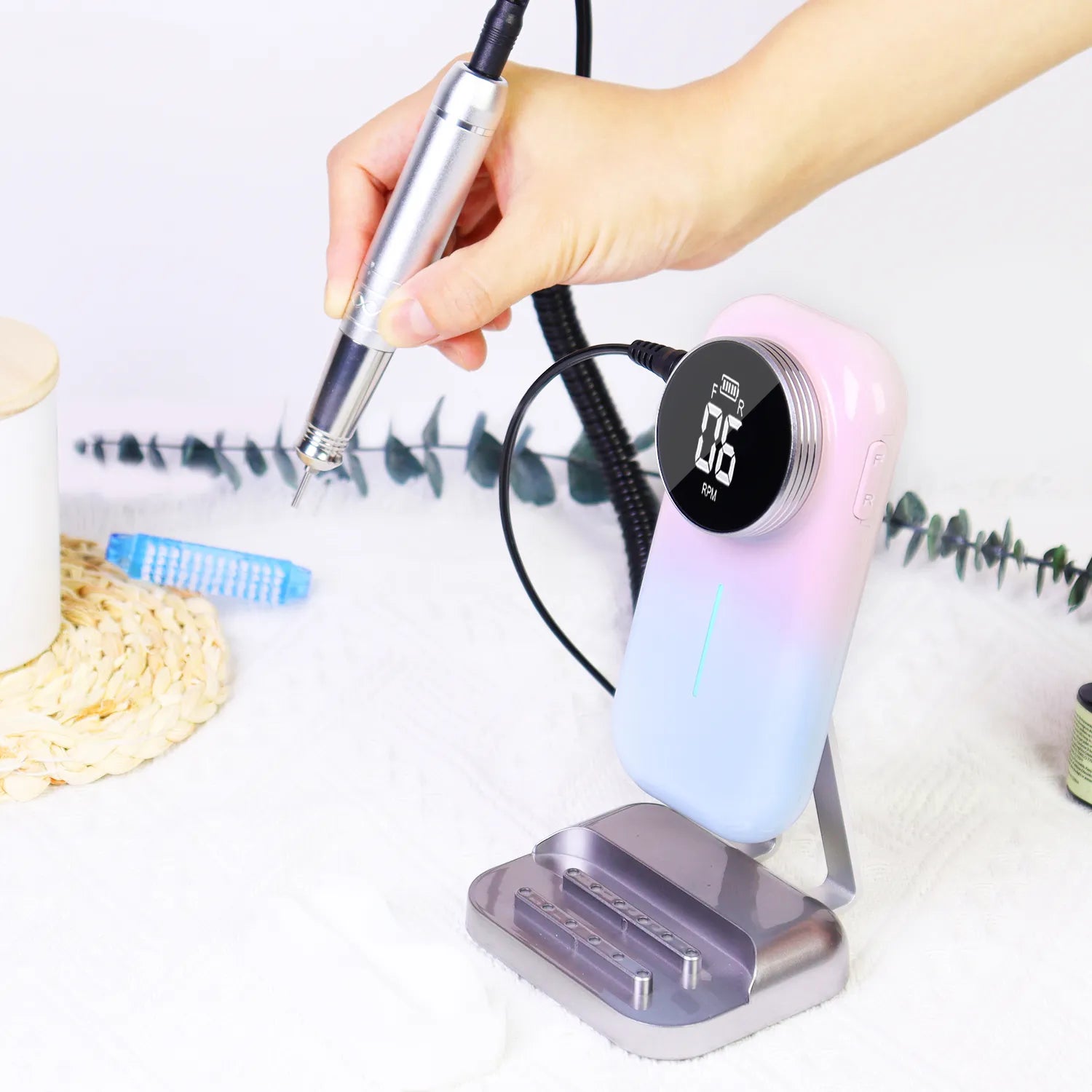 Wellstry UV-805 30W Cordless Coreless Nail Drill - 40,000 RPM - product detail view 4